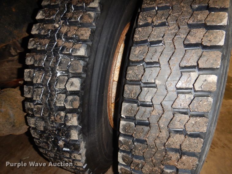 image for item KG9992 2004 Mack CV713 Granite  dump truck