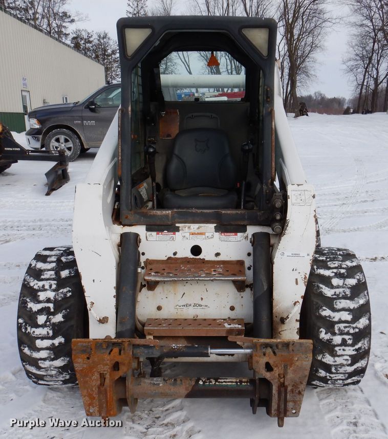 image for item KH9002 2003 Bobcat S250  skid steer loader