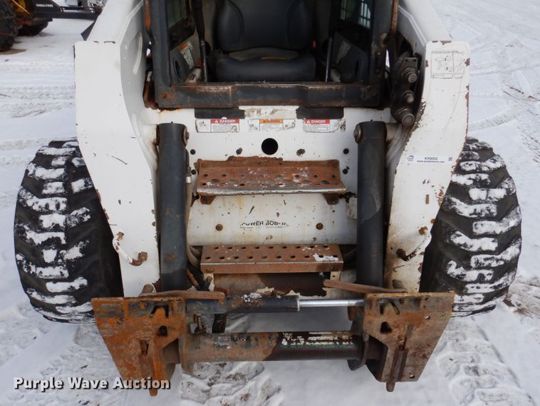 image for item KH9002 2003 Bobcat S250  skid steer loader