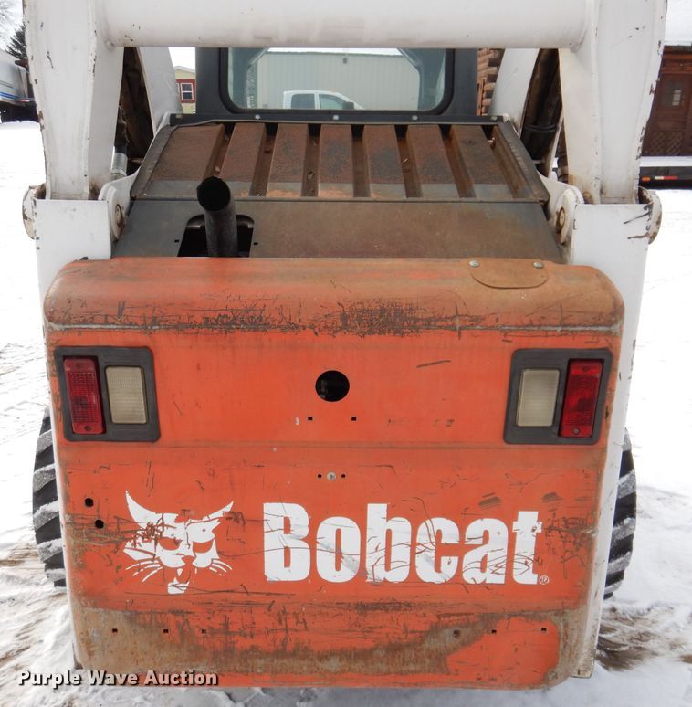 image for item KH9002 2003 Bobcat S250  skid steer loader