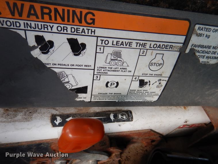 image for item KH9002 2003 Bobcat S250  skid steer loader