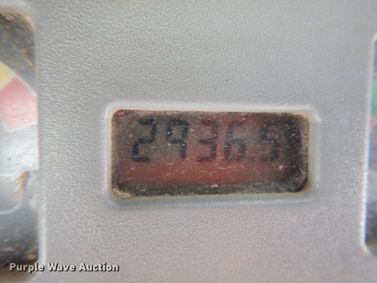 image for item KH9002 2003 Bobcat S250  skid steer loader