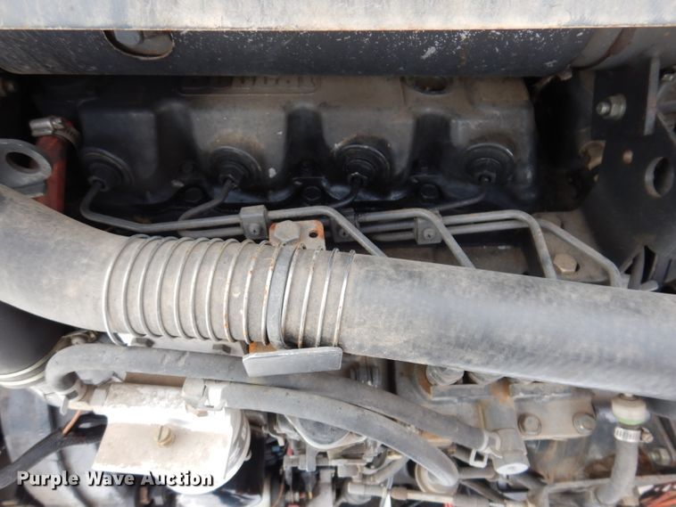 image for item KH9002 2003 Bobcat S250  skid steer loader