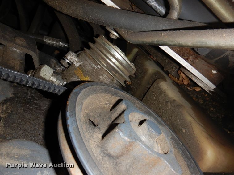 image for item KH9002 2003 Bobcat S250  skid steer loader