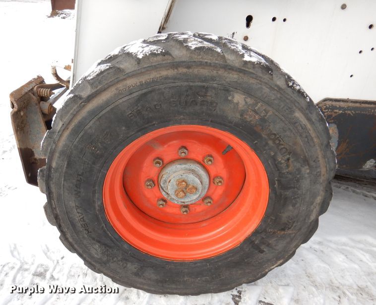 image for item KH9002 2003 Bobcat S250  skid steer loader