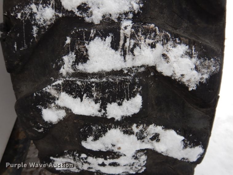 image for item KH9002 2003 Bobcat S250  skid steer loader