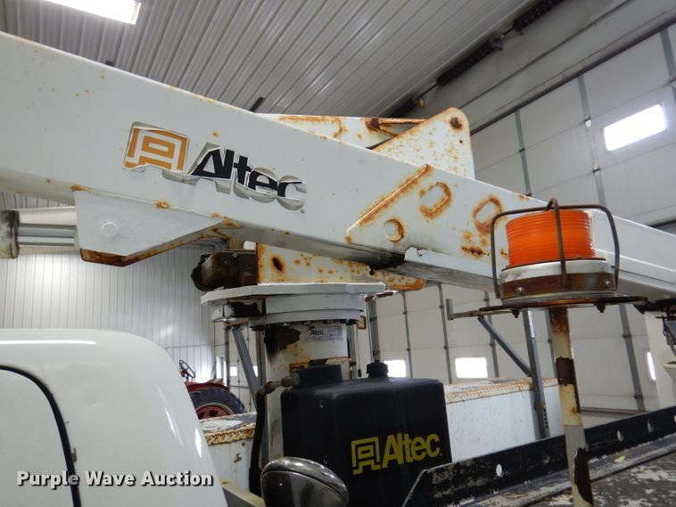 image for item KH9003 2011 Dodge Ram 4500  bucket truck