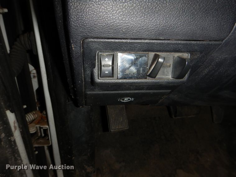 image for item KH9003 2011 Dodge Ram 4500  bucket truck