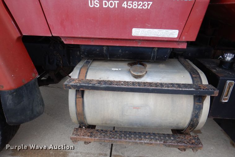 image for item KH9006 1994 Ford LT8000F  dump truck