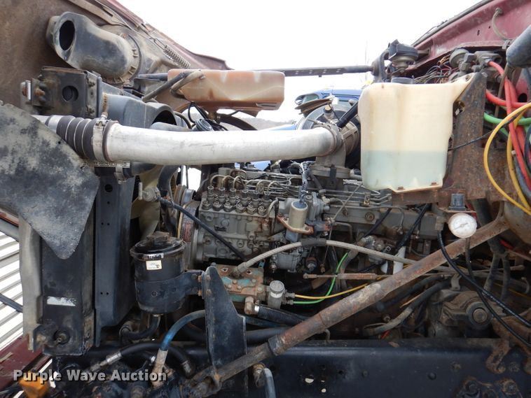 image for item KH9006 1994 Ford LT8000F  dump truck