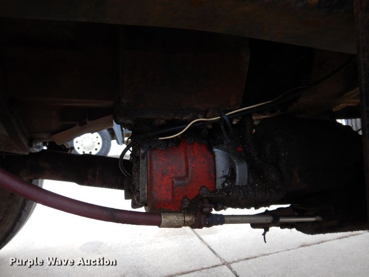 image for item KH9006 1994 Ford LT8000F  dump truck