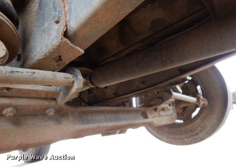 image for item KH9006 1994 Ford LT8000F  dump truck