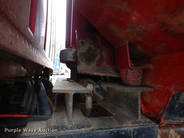 image for item KH9006 1994 Ford LT8000F  dump truck