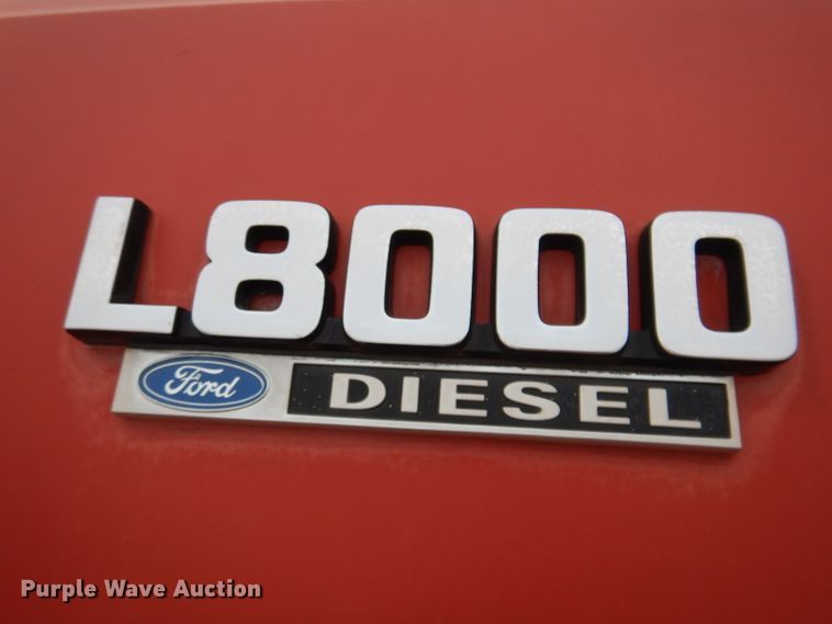 image for item KH9006 1994 Ford LT8000F  dump truck