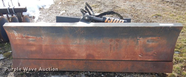 image for item KH9755 Grouser 84"W skid steer blade