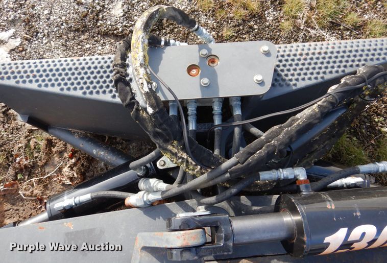 image for item KH9755 Grouser 84"W skid steer blade