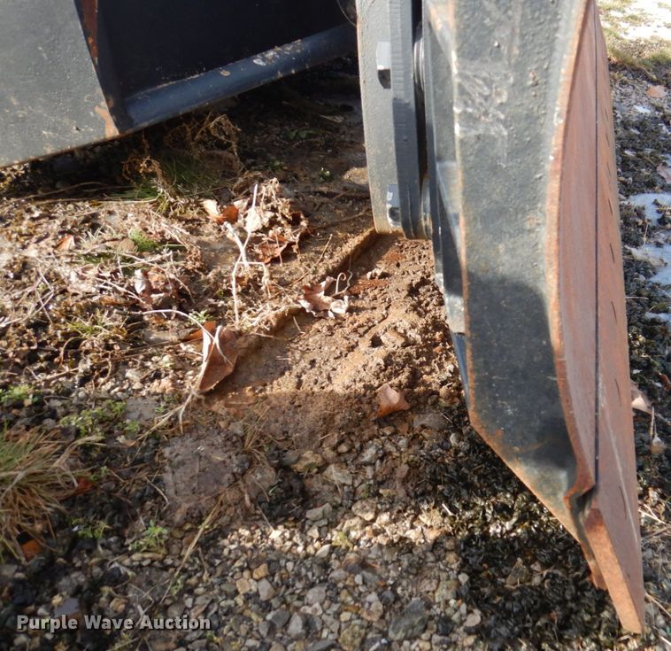 image for item KH9755 Grouser 84"W skid steer blade