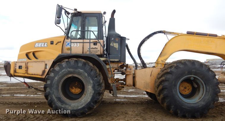 image for item MX9795 2004 Bell 4206D  4WD scraper tractor