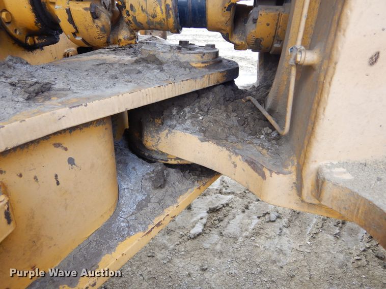 image for item MX9795 2004 Bell 4206D  4WD scraper tractor