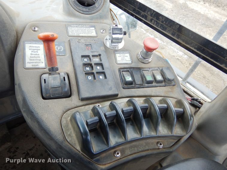 image for item MX9795 2004 Bell 4206D  4WD scraper tractor