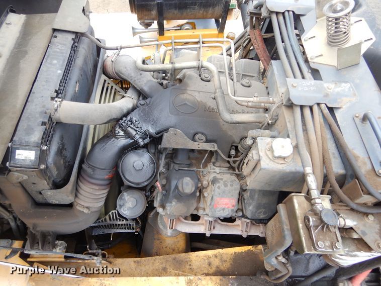 image for item MX9795 2004 Bell 4206D  4WD scraper tractor