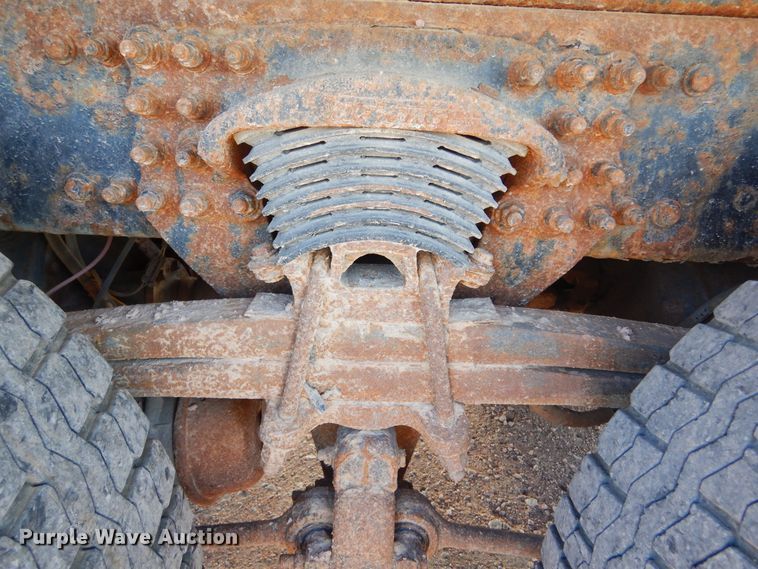 image for item MX9800 2007 Freightliner Business Class M2  dump truck