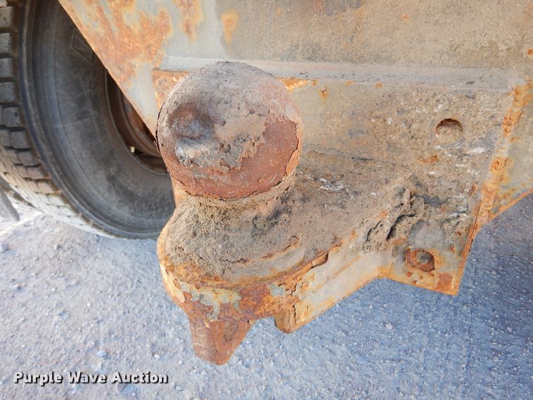 image for item MX9800 2007 Freightliner Business Class M2  dump truck