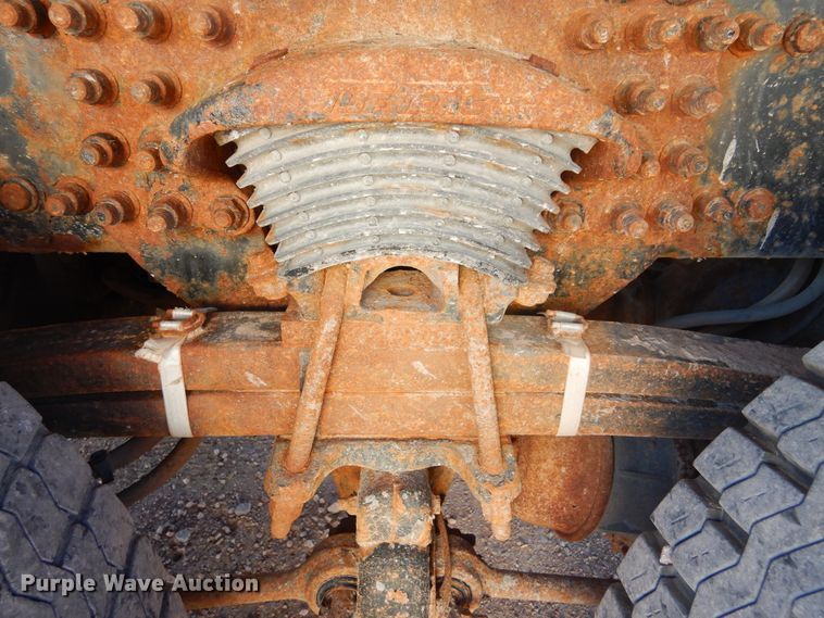 image for item MX9800 2007 Freightliner Business Class M2  dump truck