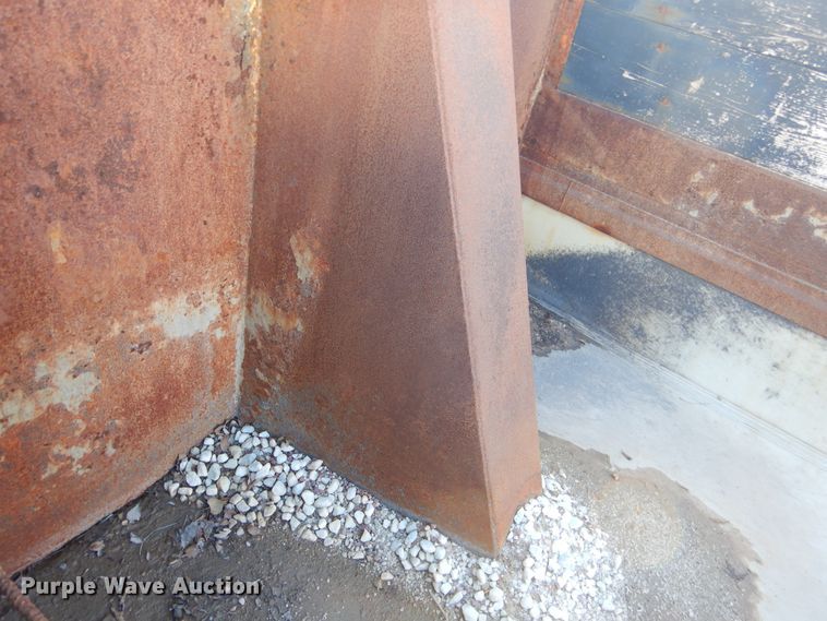 image for item MX9800 2007 Freightliner Business Class M2  dump truck