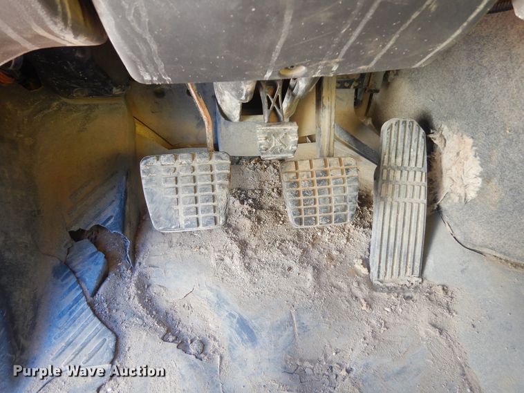 image for item MX9800 2007 Freightliner Business Class M2  dump truck