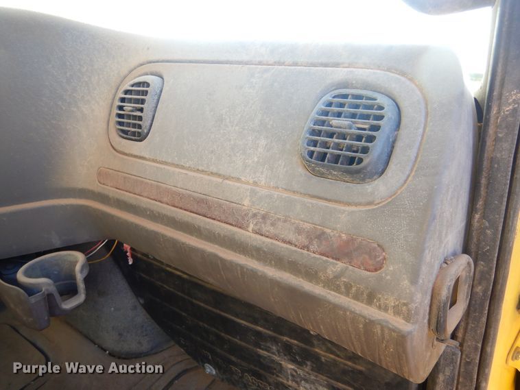 image for item MX9800 2007 Freightliner Business Class M2  dump truck