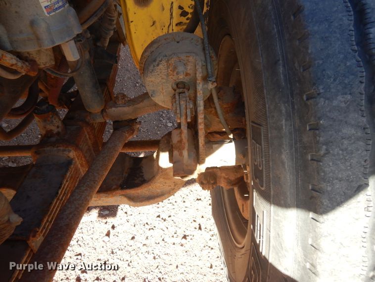 image for item MX9800 2007 Freightliner Business Class M2  dump truck