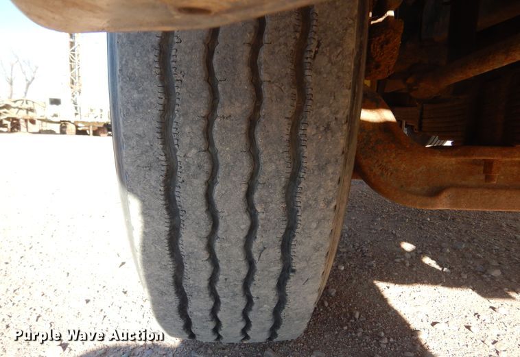 image for item MX9800 2007 Freightliner Business Class M2  dump truck