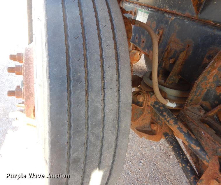 image for item MX9800 2007 Freightliner Business Class M2  dump truck