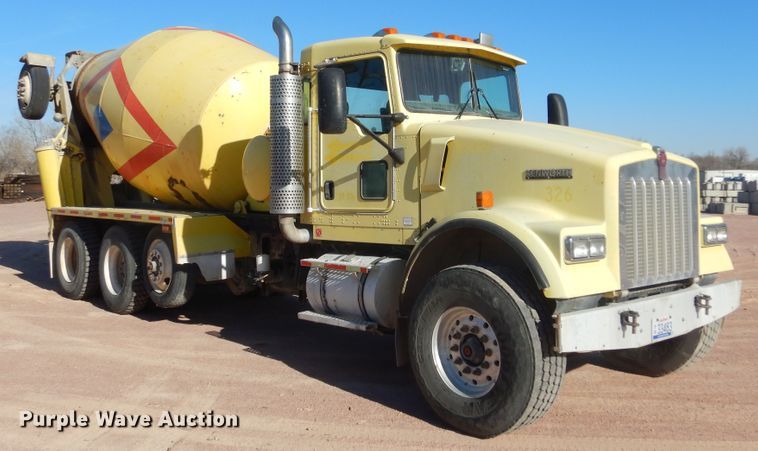 image for item MX9801 2004 Kenworth W900  ready mix truck