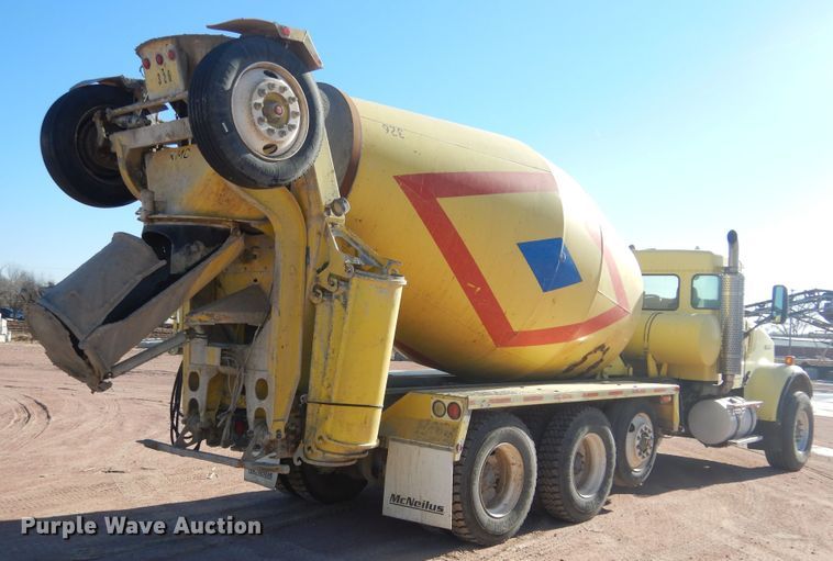 image for item MX9801 2004 Kenworth W900  ready mix truck