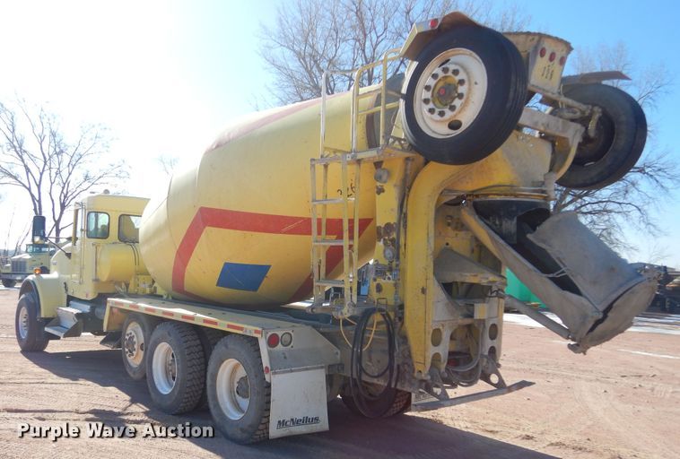 image for item MX9801 2004 Kenworth W900  ready mix truck