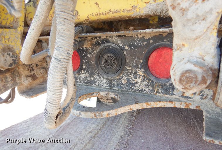 image for item MX9801 2004 Kenworth W900  ready mix truck