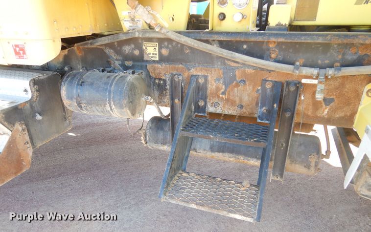 image for item MX9801 2004 Kenworth W900  ready mix truck