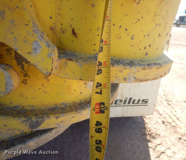 image for item MX9801 2004 Kenworth W900  ready mix truck