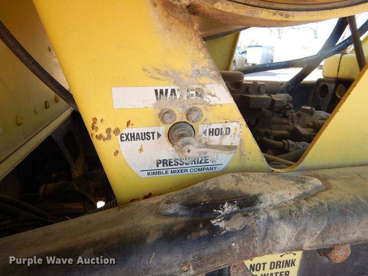 image for item MX9801 2004 Kenworth W900  ready mix truck