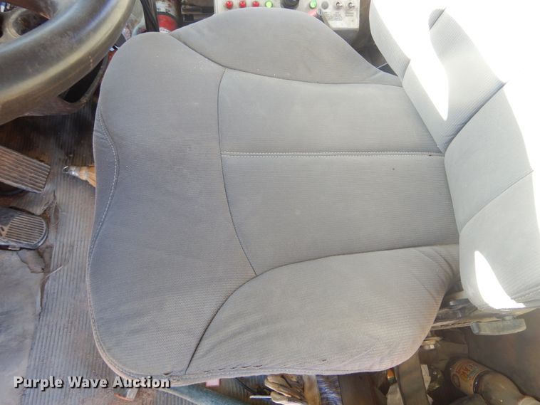 image for item MX9801 2004 Kenworth W900  ready mix truck