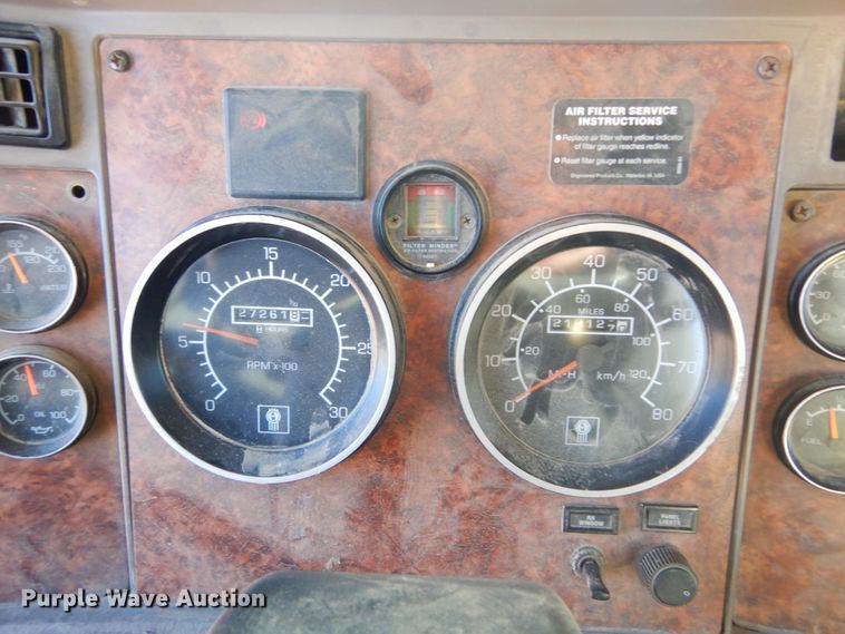 image for item MX9801 2004 Kenworth W900  ready mix truck