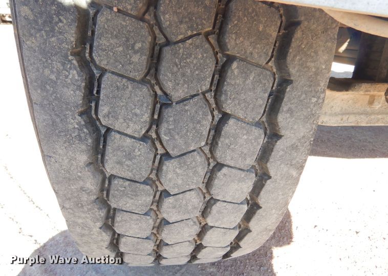 image for item MX9801 2004 Kenworth W900  ready mix truck