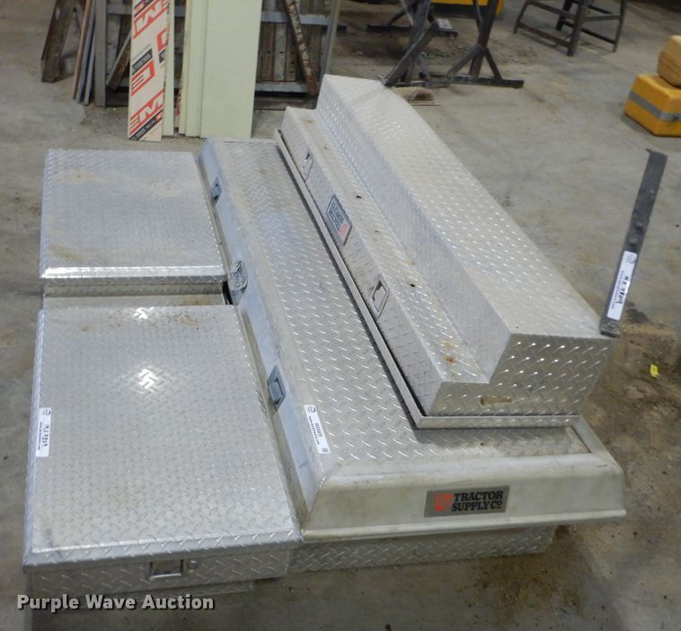 image for item MX9809 (3) toolboxes