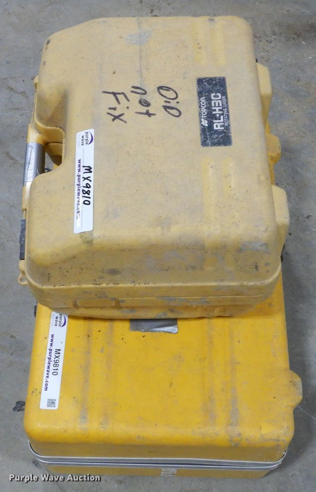 image for item MX9810 (2) construction lasers