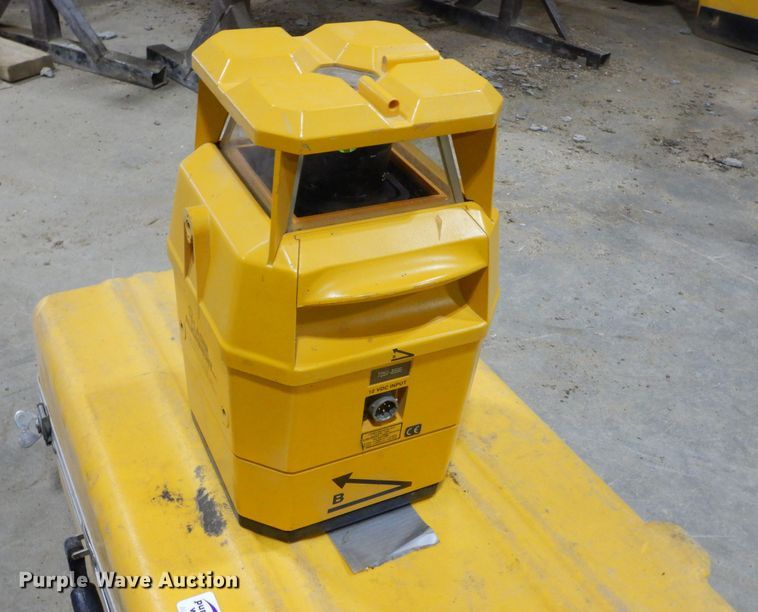 image for item MX9810 (2) construction lasers