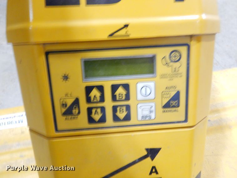 image for item MX9810 (2) construction lasers