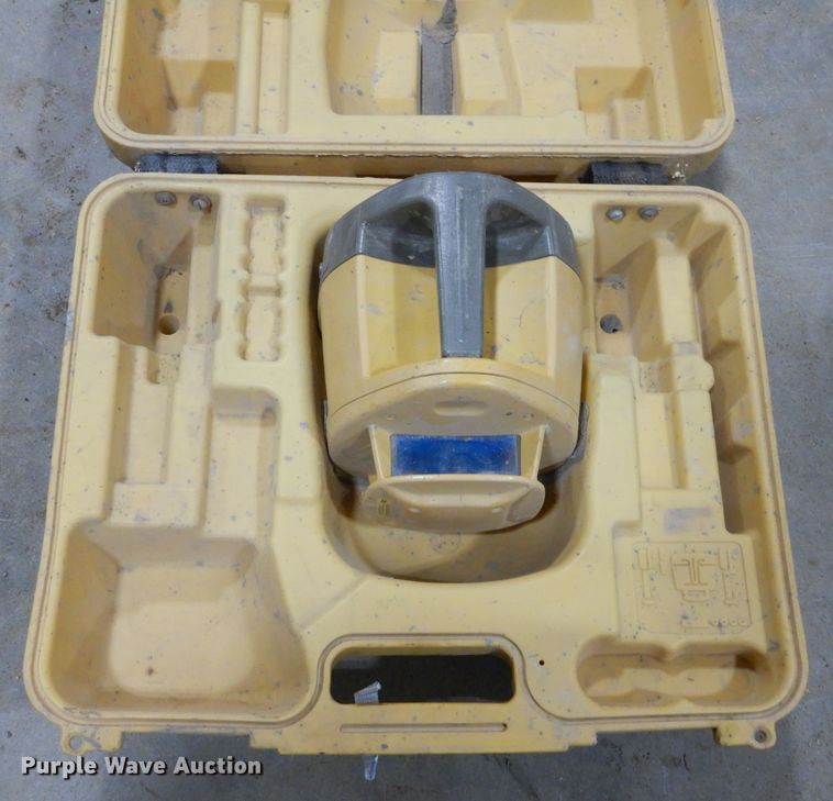 image for item MX9810 (2) construction lasers