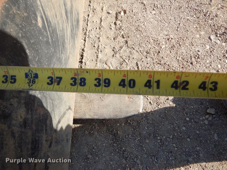 image for item MX9816 Caterpillar M40D  forklift